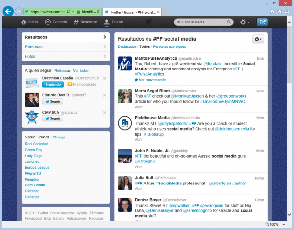 Buscando #FF social media en Twitter