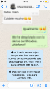 Chat con los mensajes temporales de WhatsApp activados y desactivados